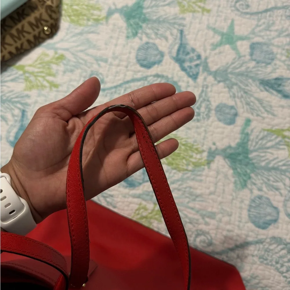 Michael Kors Vibrant Red Tote Bag - Picture 2 of 3